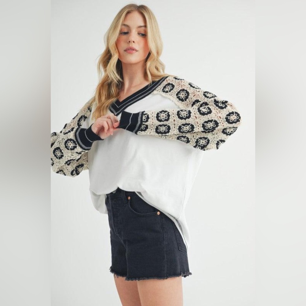 Deina Crochet Sleeve